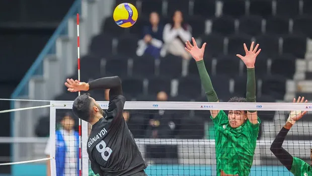Filenin Efeleri Coştu! Milli Voleybol Takımı Finalde!