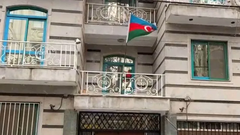 Azerbaycan'ın Tahran Büyükelçiliğine saldıran kişi idam edildi