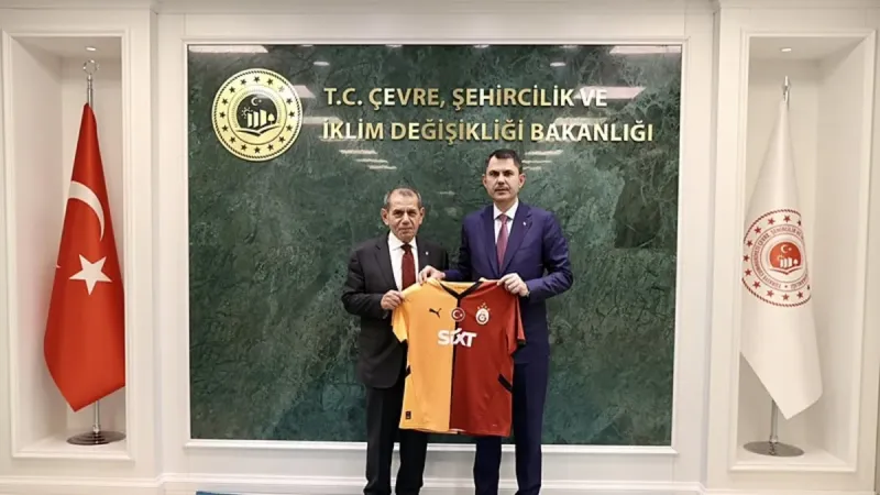 Bakan Kurum, Dursun Özbek'i kabul etti