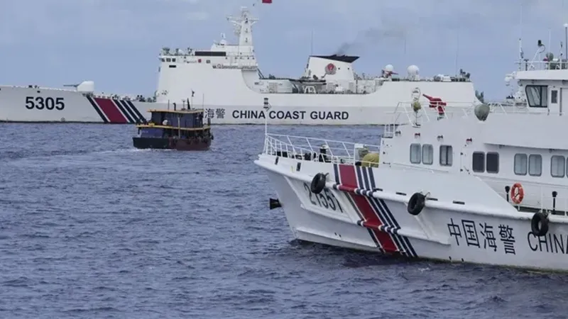 Çin-Japonya hattı yine gerildi! Savaş gemileri kara sularını ihlal etti