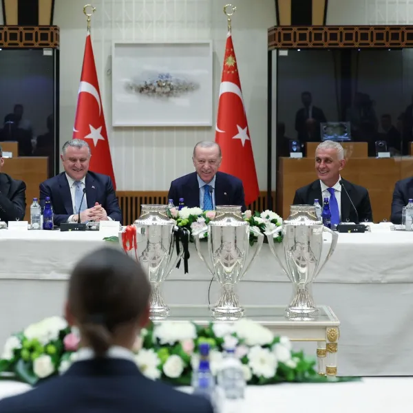 Erdoğan'dan Süper Lig Sürprizi! O 3 Takımı Kabul Etti!