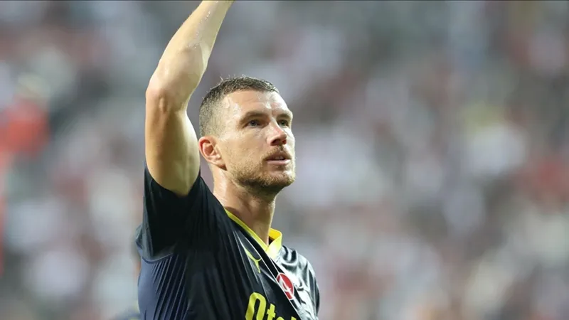  Dzeko’ya Türkiye’den de talip var
