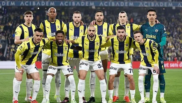 Fenerbahçe'de Şok Ayrılık! Yıldız Oyuncu Geri mi Dönüyor?