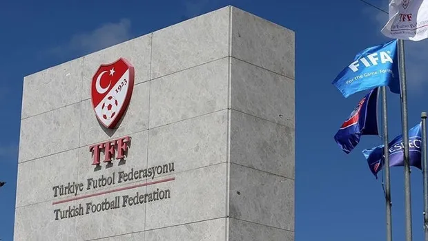 Galatasaray Maçı Saatine Süper Lig Maçı Şoku! TFF Ne Yapıyor?
