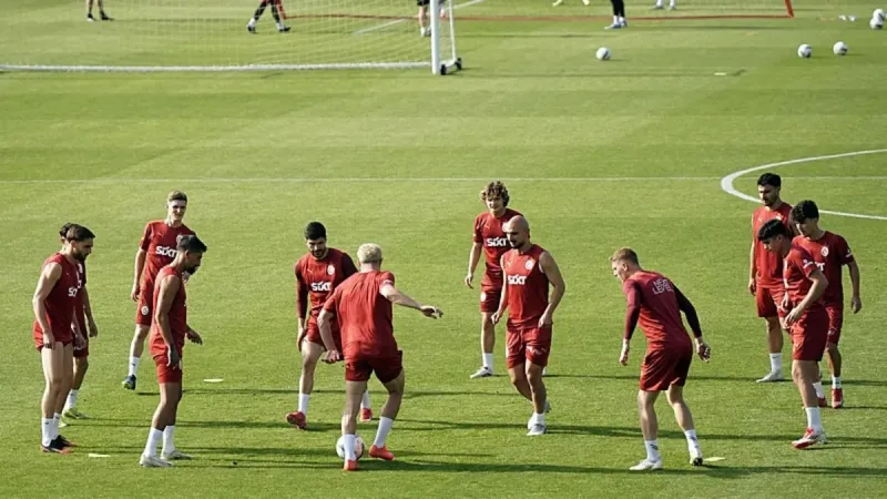 Şampiyon Galatasaray'ın Yeni Sezon Kamp Programı Açıklandı!