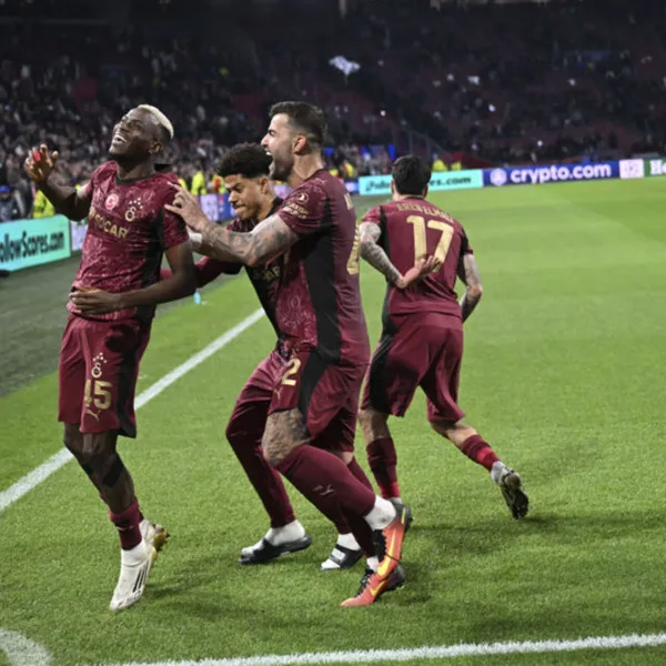 Galatasaray'dan Ajax'a Şok! Hollanda Basını Ne Diyor?