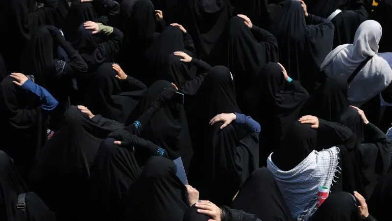 İran’ın başkenti Tahran’da halktan intikam çağrısı