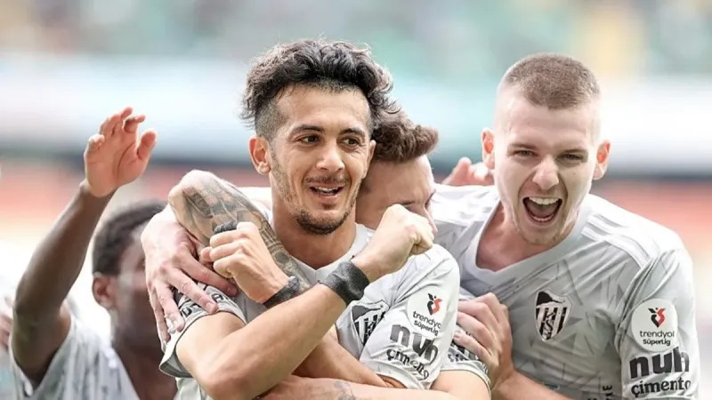 Kocaeli’den Konya’da tarihi galibiyet