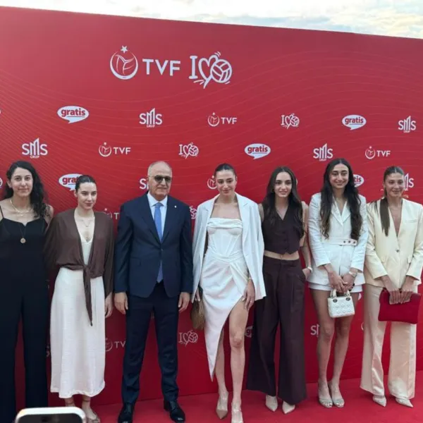 Milli voleybolcular, yaz sezonunu açtı!