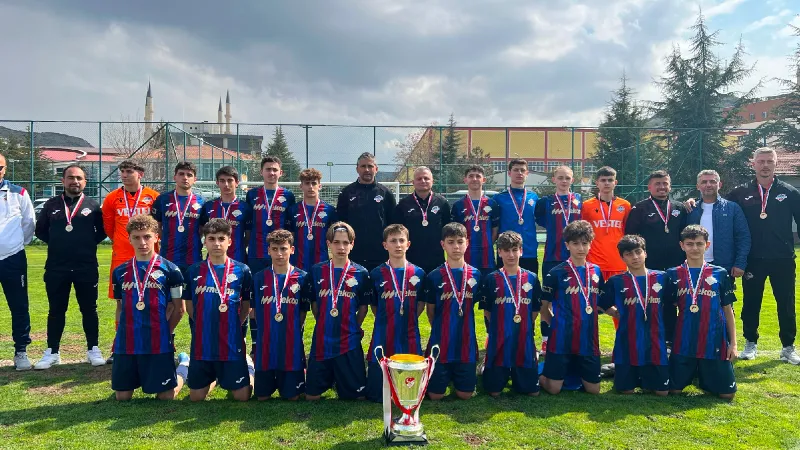 1461 Trabzon FK U14 Türkiye Şampiyonu! Trabzon'dan Zafer!