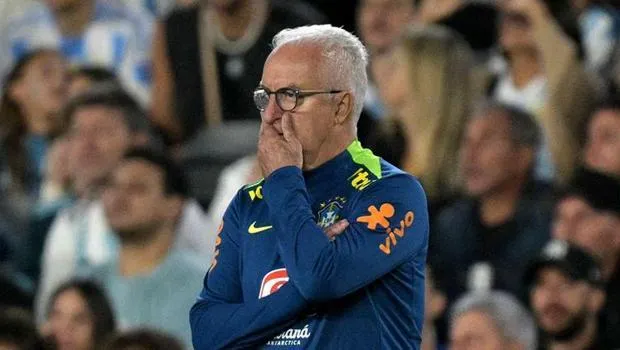 Brezilya Milli Takımı'nda Dorival Junior dönemi bitti: Arjantin mağlubiyeti son damla oldu
