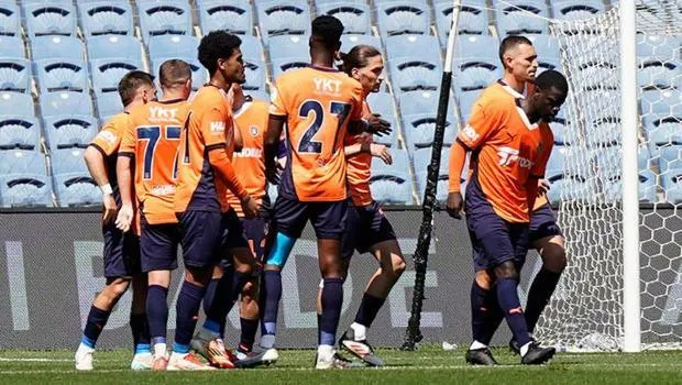 Başakşehir'den Muhteşem Seri! Gaziantep FK'yı Devirdi