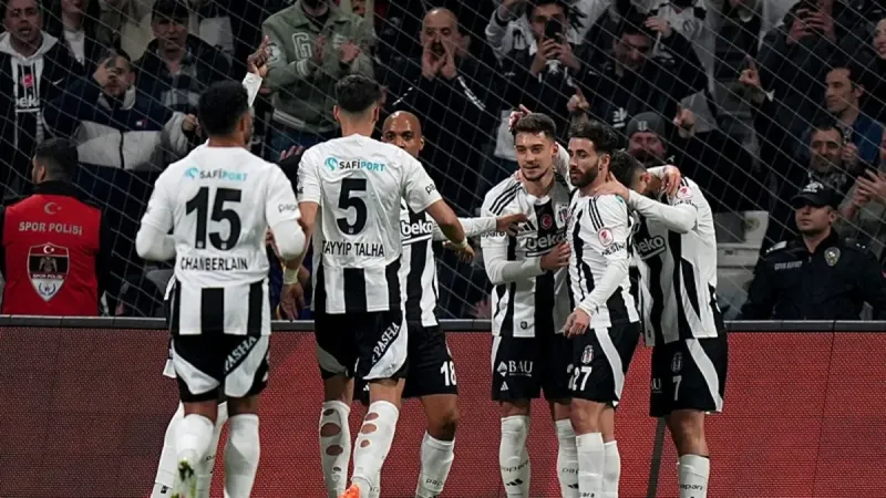 Beşiktaş'ta Şok! Muçi Sakatlandı mı? Kara Kartal Yasta!