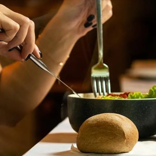 Kilo Verdiren Restoran! Tayland'da Akıl Almaz İndirim Kampanyası