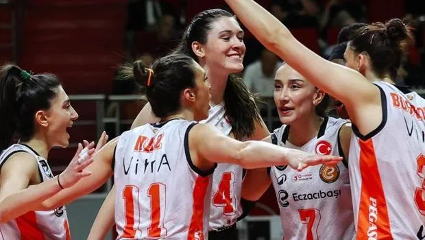Eczacıbaşı Fırtınası! Galatasaray'ı Set Bile Vermeden Yıktı!