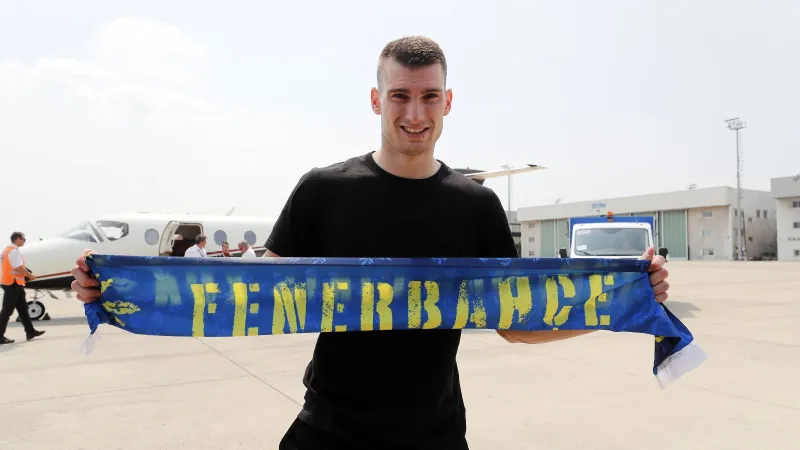 Fenerbahçe'den Bomba Transfer: De Gea Livakovic'in Yerine Mi?