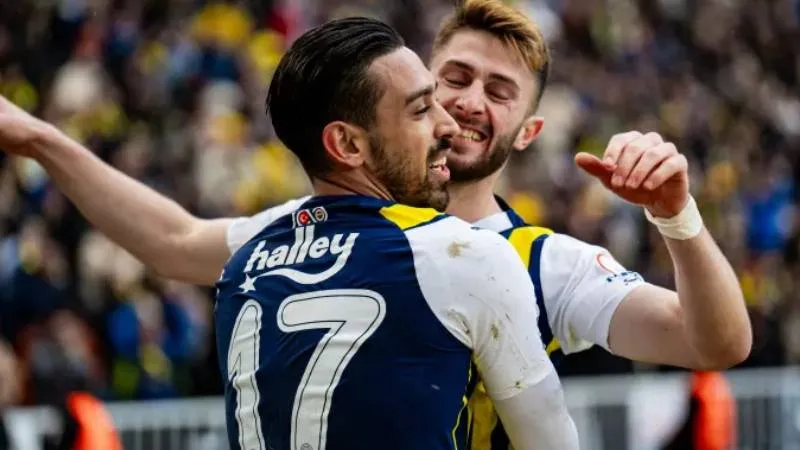 Fenerbahçe'de Şok! Yerli Yıldızlar Mourinho'nun Gözünden Düştü Mü?