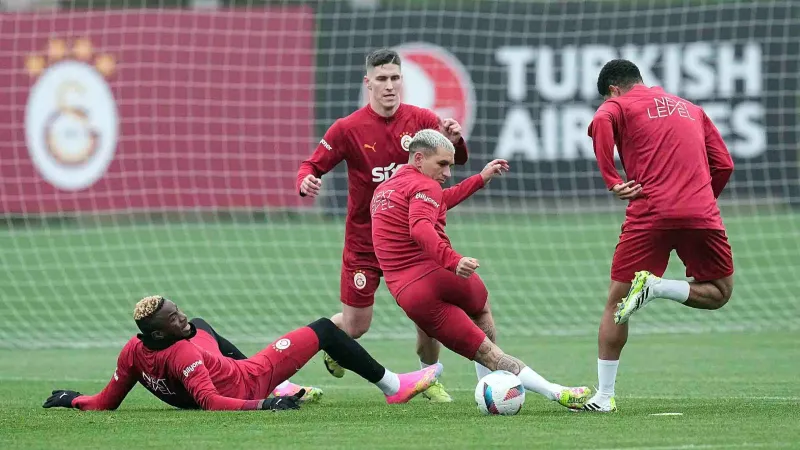 Galatasaray Fenerbahçe derbisi öncesi son hazırlıklarını tamamladı