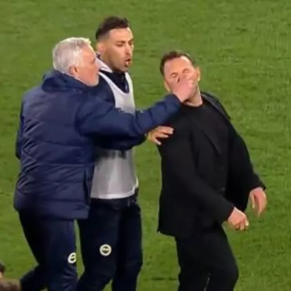 G.Saray'dan F.Bahçe'ye Mourinho Tokadı! Ahlak Nerede?