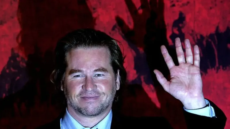 Val Kilmer Hayatını Kaybetti! Hollywood Yasta!