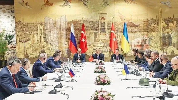 İstanbul'da Kritik Rusya-Ukrayna Zirvesi: Anlaşma Çıkacak Mı?