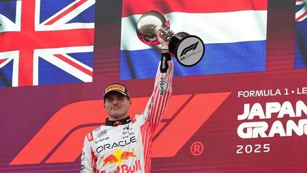 Verstappen Japonya'yı Fethetti! Formula 1'de Zafer Kimin?