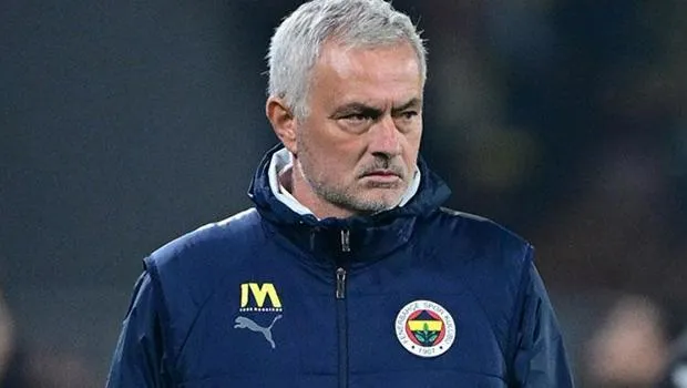 Mourinho'dan Şok Sözler: Fenerbahçe Gelecek Sezon Şampiyon Mu?