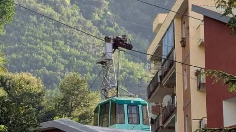 Napoli'de Teleferik Faciası! 4 Ölü, 1 Yaralı: Detaylar Şoke Etti!