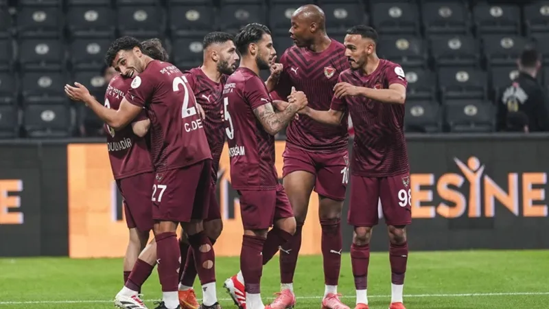 Hatayspor Süper Lig'e Veda! Beşiktaş Fark Attı, Hatay Düştü
