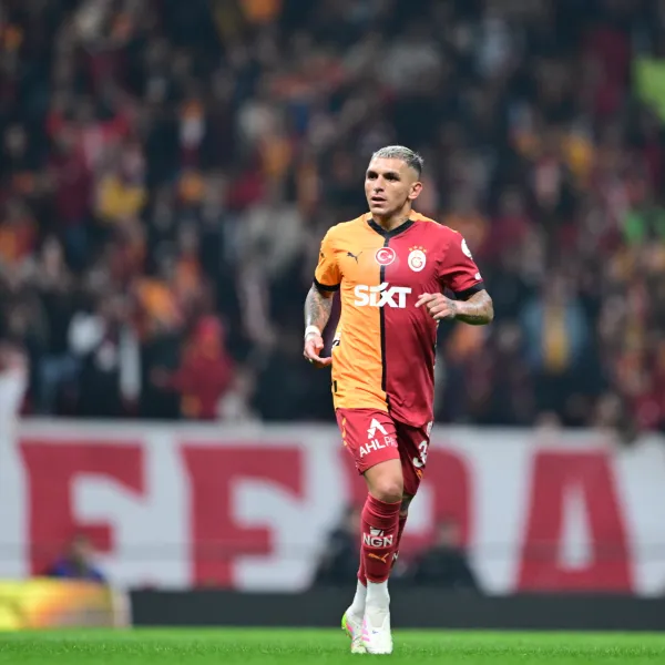 Torreira'nın Sözleşmesi Uzatıldı mı? Galatasaray'da Şok Gelişme!