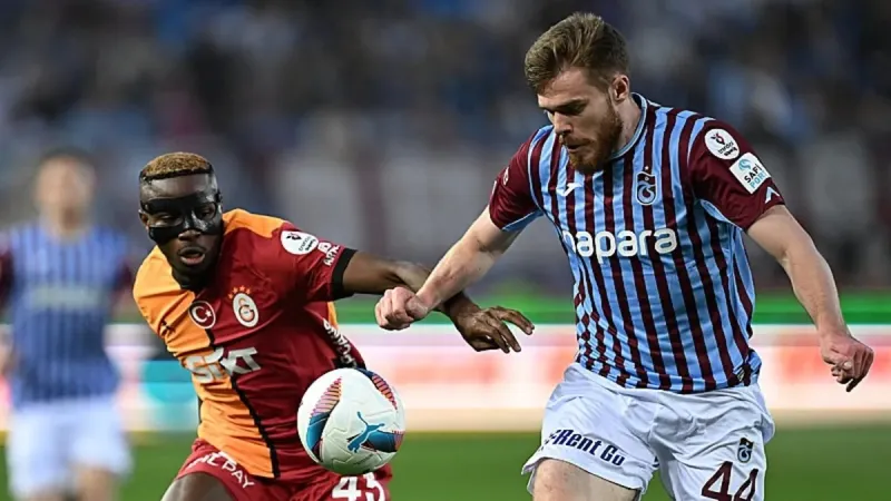 Trabzonspor'da Şok Sakatlık! Hangi Yıldız Sedyeyle Çıkarıldı?