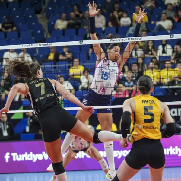 VakıfBank'ın Şampiyonlar Ligi Hayali Sona Erdi! Final Bileti Kaçtı