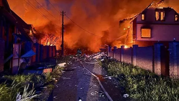 Son dakika... Rusya, savaşın başından bu yana en büyük hava saldırısını düzenledi: Ukrayna şehirleri alevler içinde kaldı
