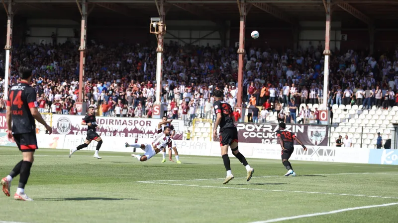 Süper Lig için son bilet! Fatih Karagümrük Bandırmaspor maçını TRT Spor canlı yayınlayacak!