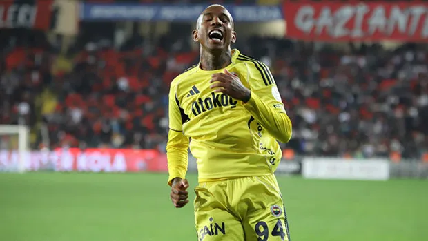 Talisca atıyor, Fenerbahçe kazanıyor!