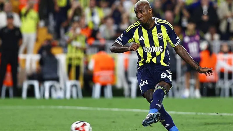 Talisca'ya Şok Yasak! Fenerbahçe'de Penaltıları Kim Atacak?